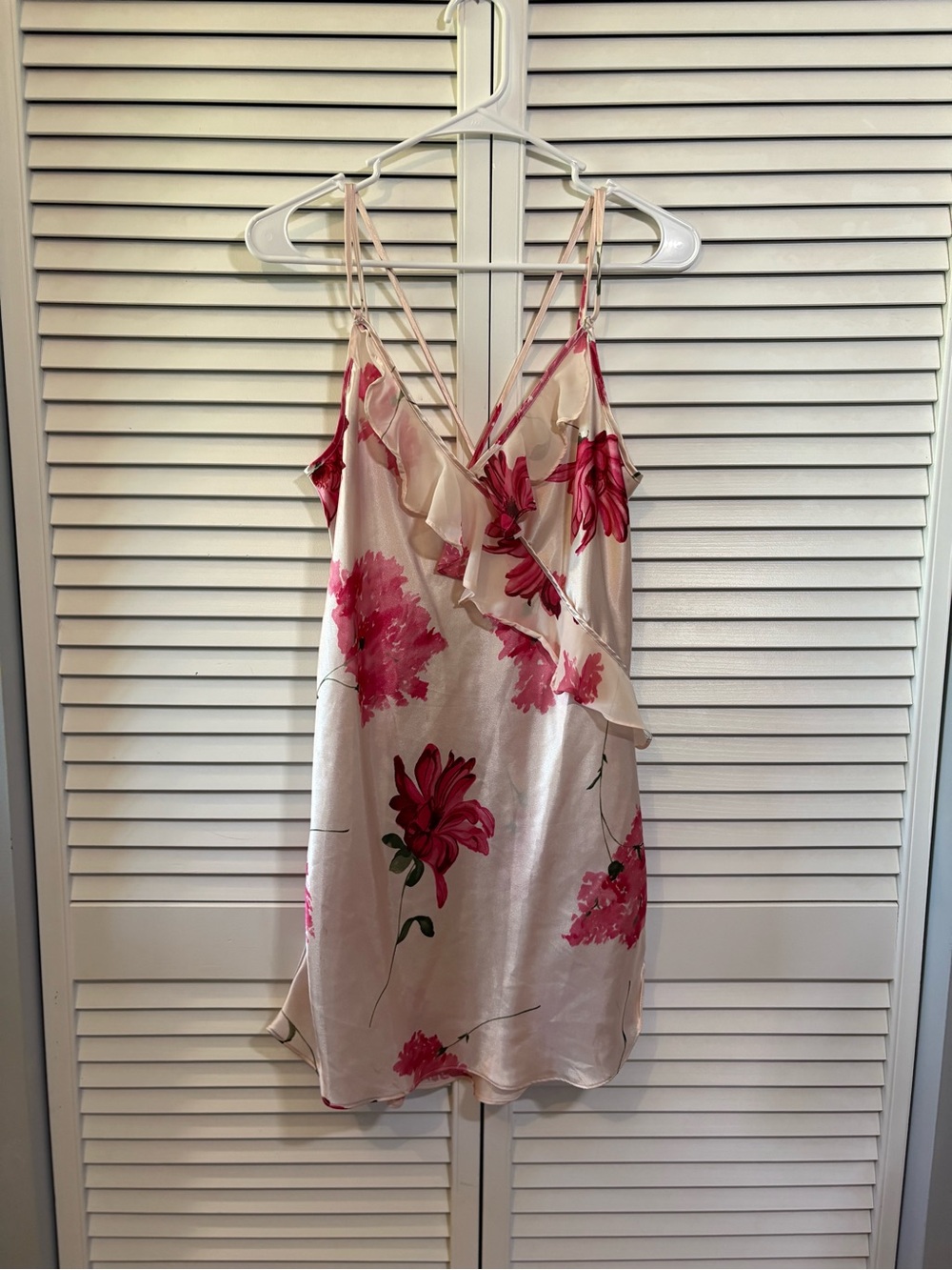 LA Intimates Satin Floral Slip Chemise Blush Floral Ruffle Nightie Lingerie Sexy
